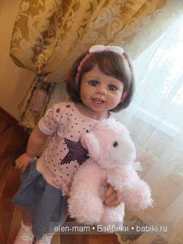 Мия с овечкой 2