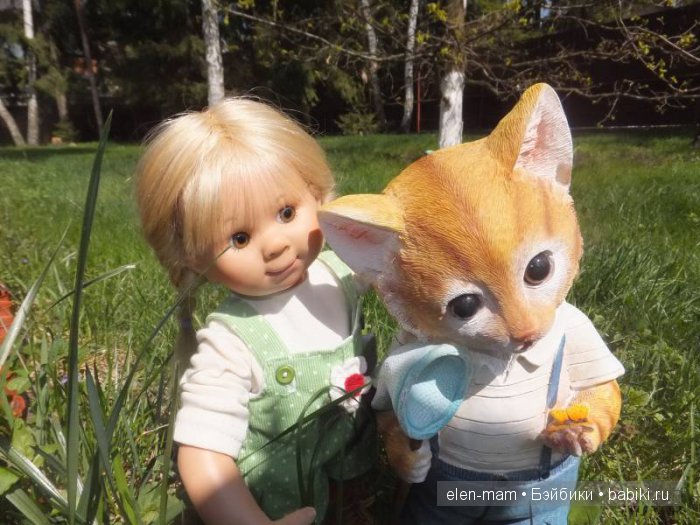 Глядела на бабочку