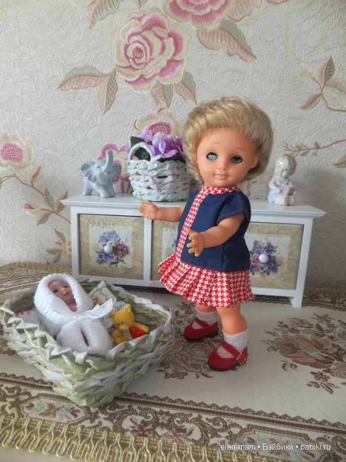 Пупсик в одеяльце