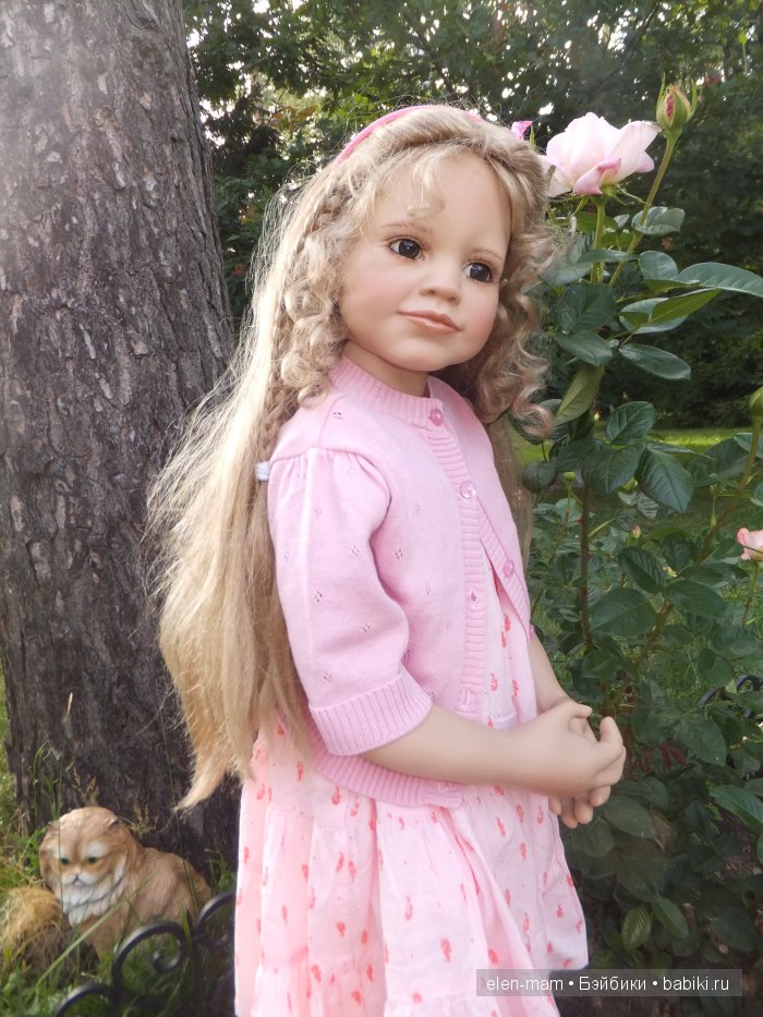 Ещё портрет)