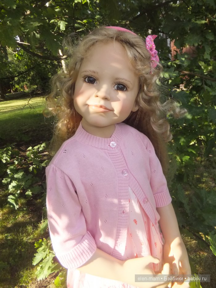 Портрет, дубовые ветки