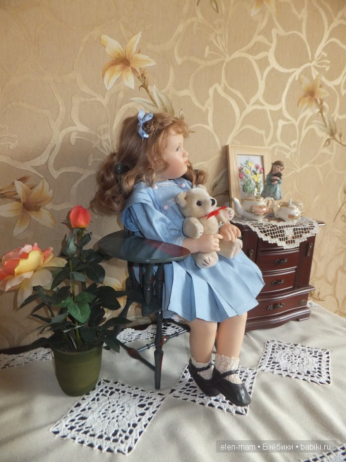 Мона в голубом 4