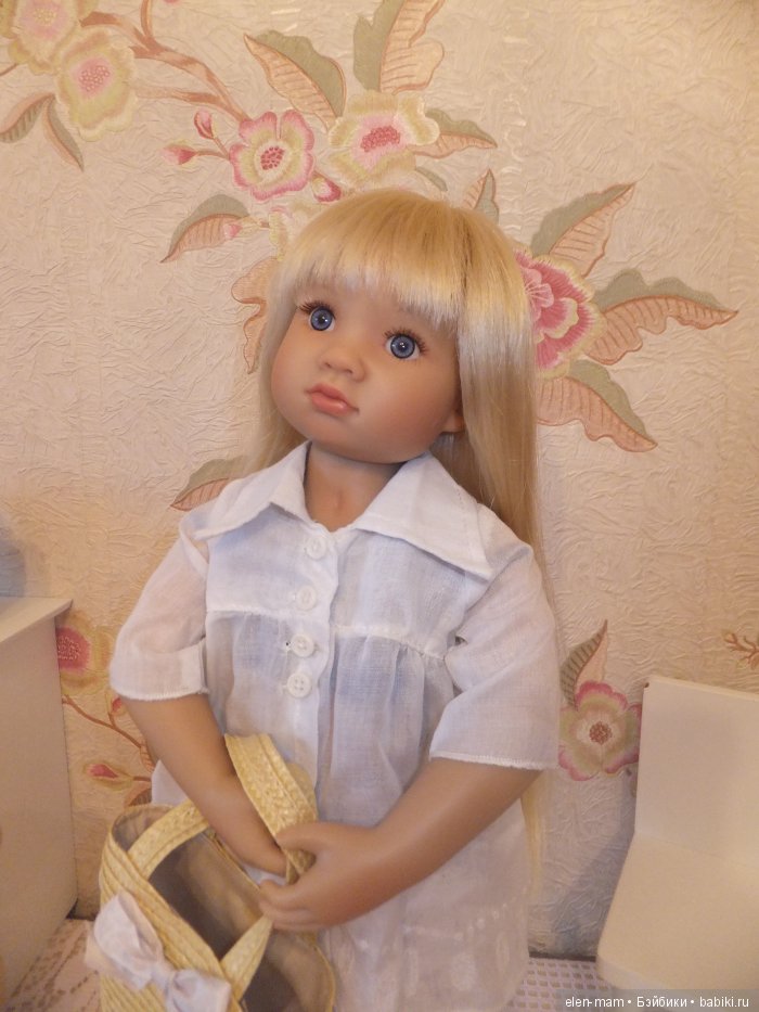 С сумочкой, портрет 2