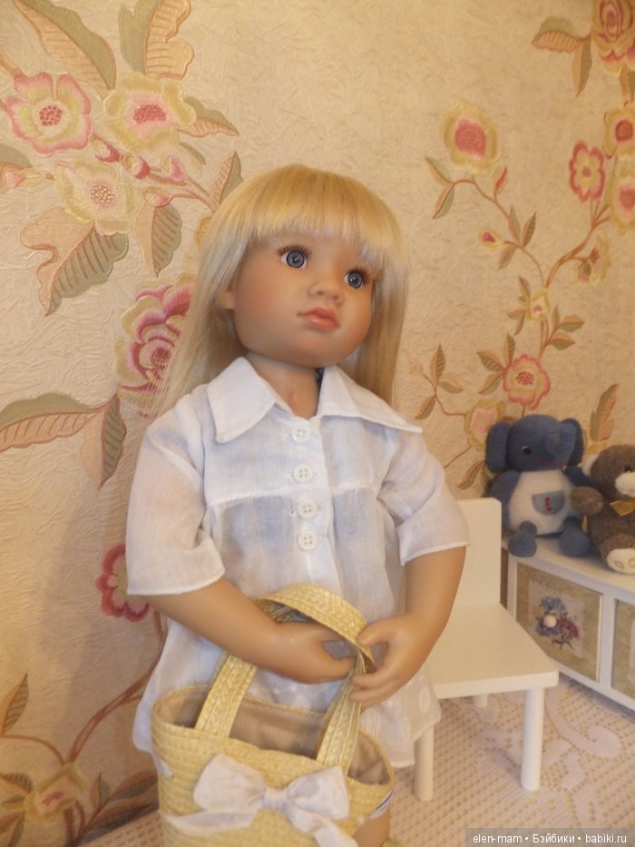 С сумочкой, портрет 3