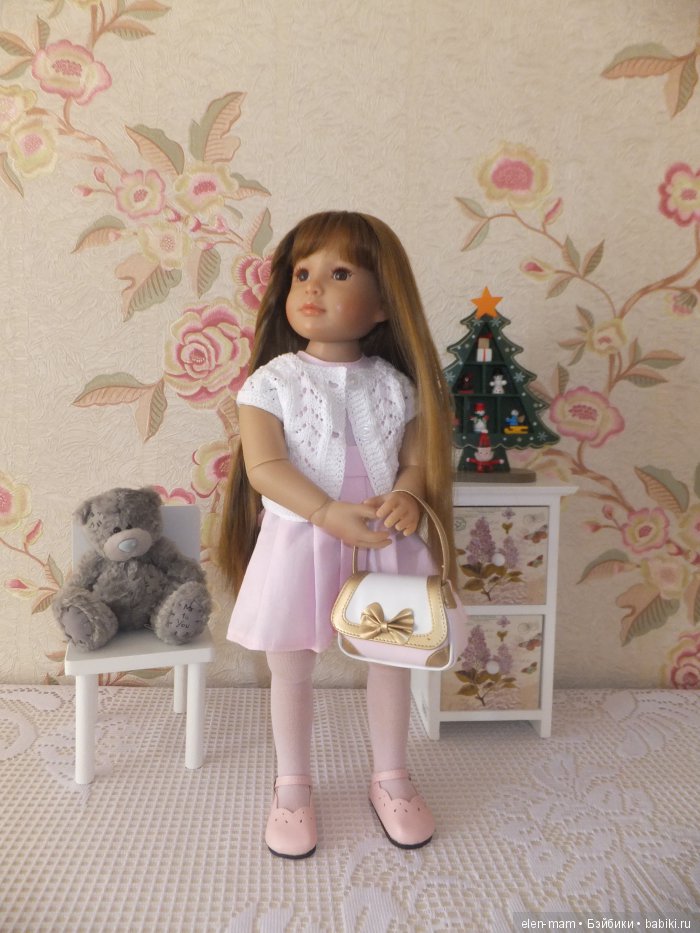 С сумочкой 2