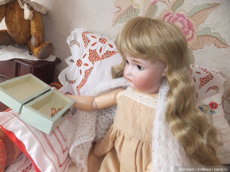 Варенька. Моя первая антикварная кукла