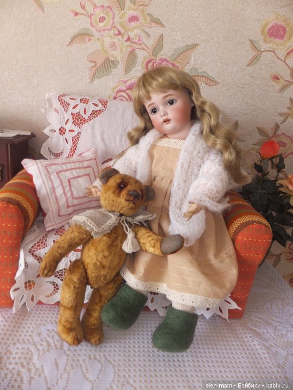Варенька. Моя первая антикварная кукла