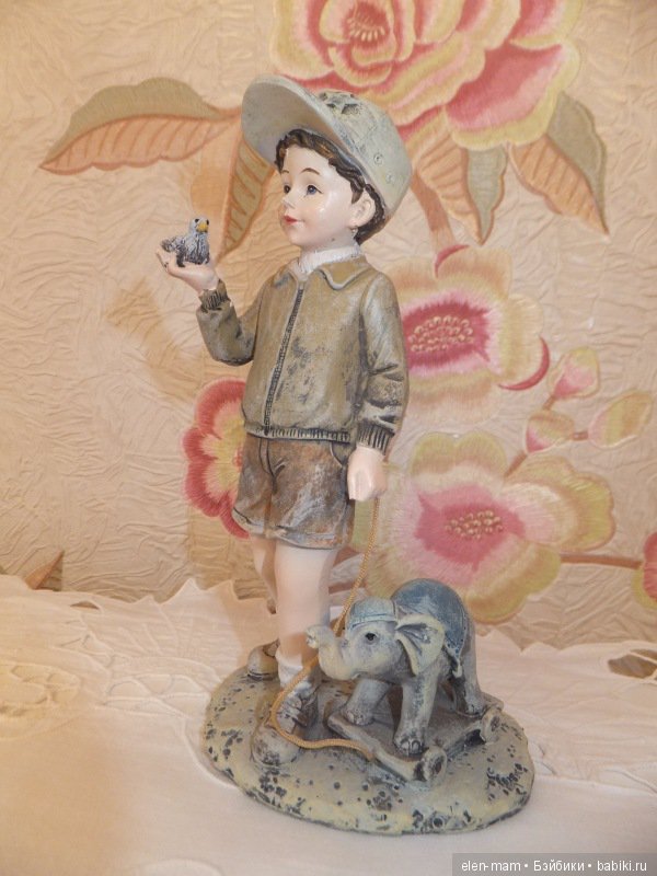 Мальчик со слоником 2