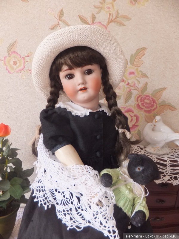 Ученица в шляпке 3