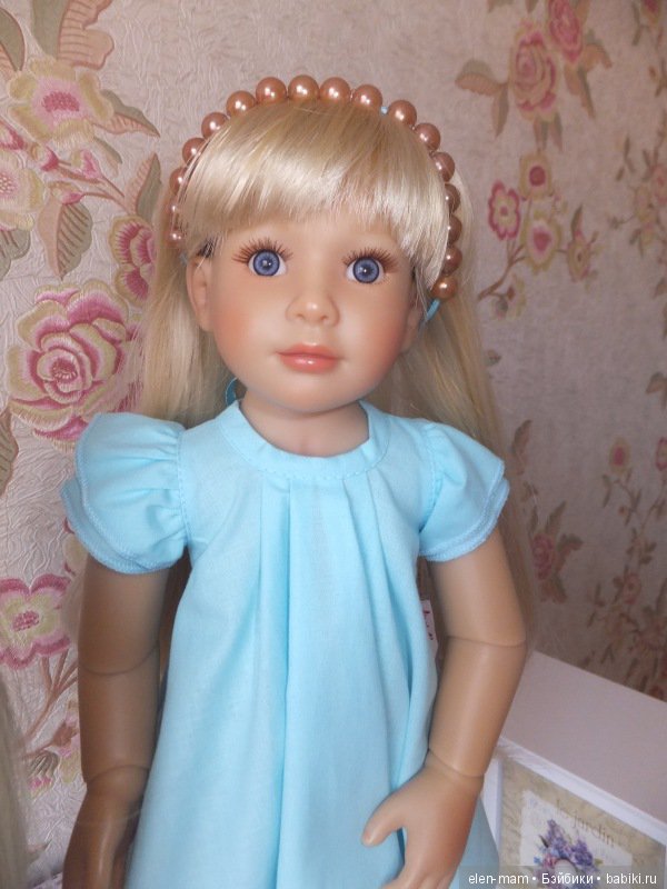 Алексис в голубом