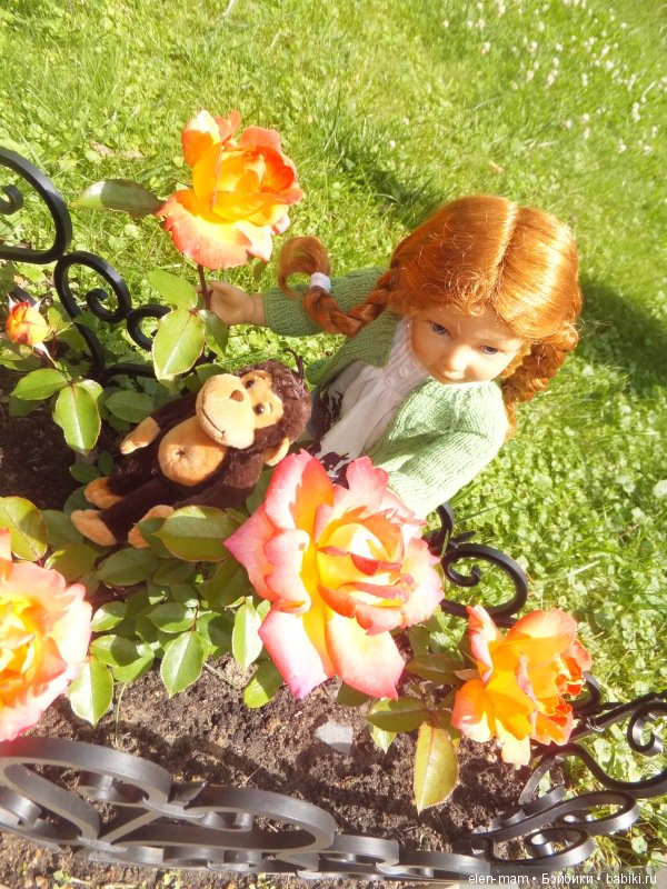 Юлика и розы