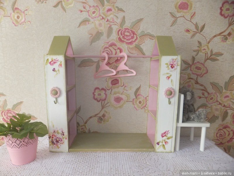 Новая мебель для любимых кукол (фото 9)