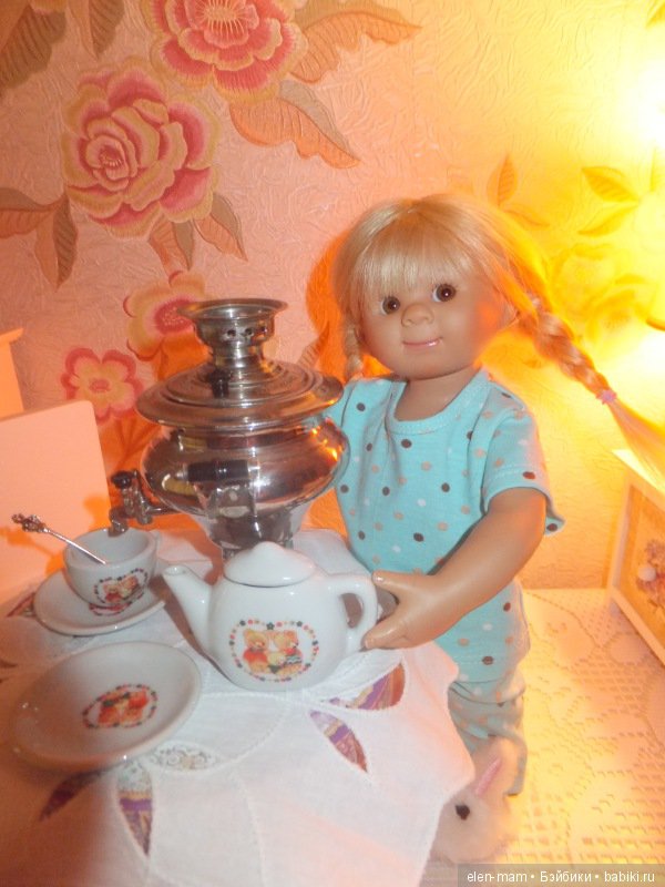 Маруся и самовар