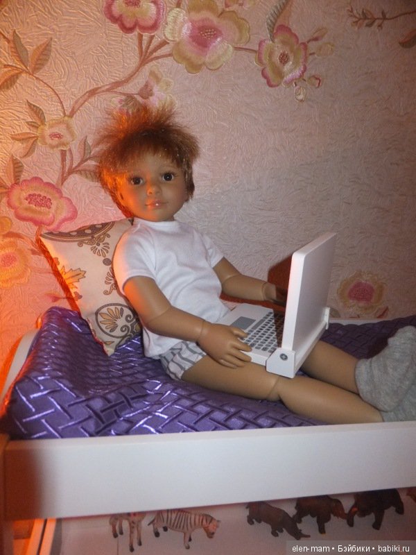 Филипп с ноутбуком