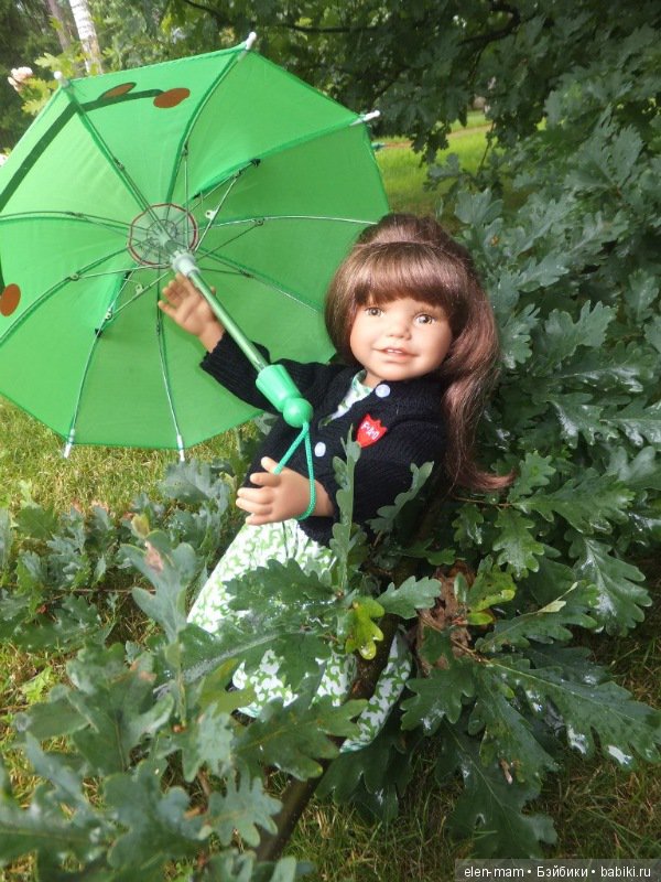 Динка с зонтиком