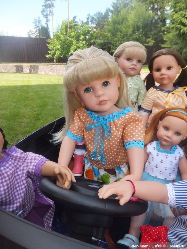 Эстель - водитель