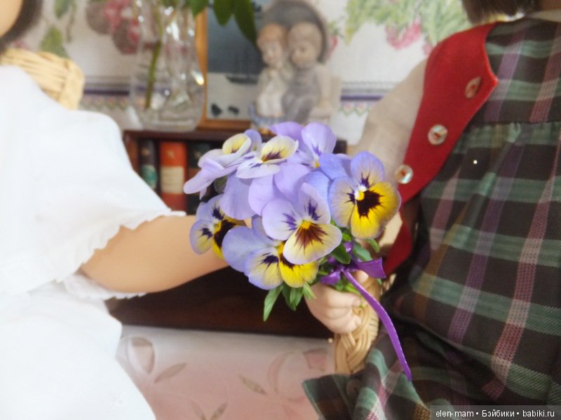 Цветочные зарисовки — Домашние коллекции кукол: фото собраний