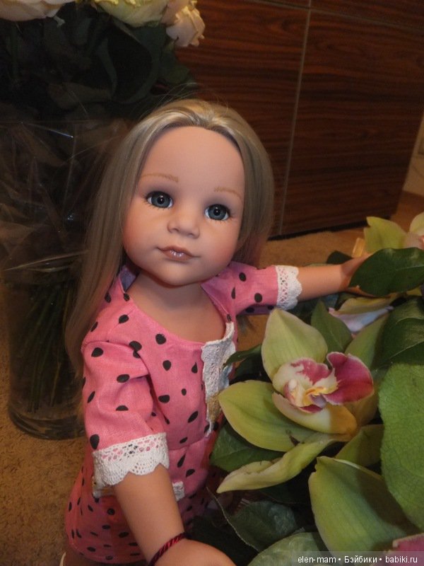 Лада и цветы 2