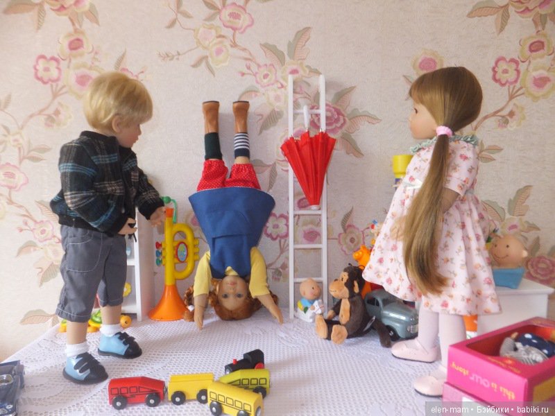 Вверх ногами