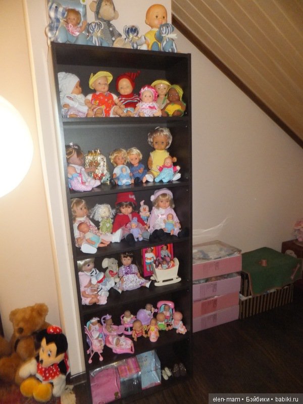 Узкий стеллаж