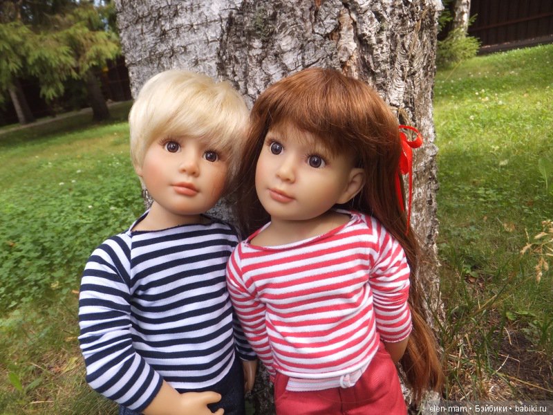 Около дерева 2