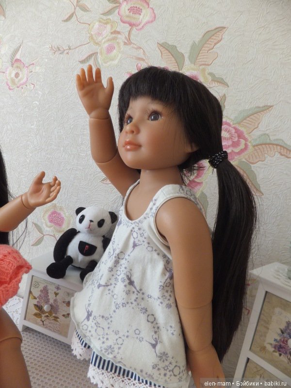 Радостная Кики