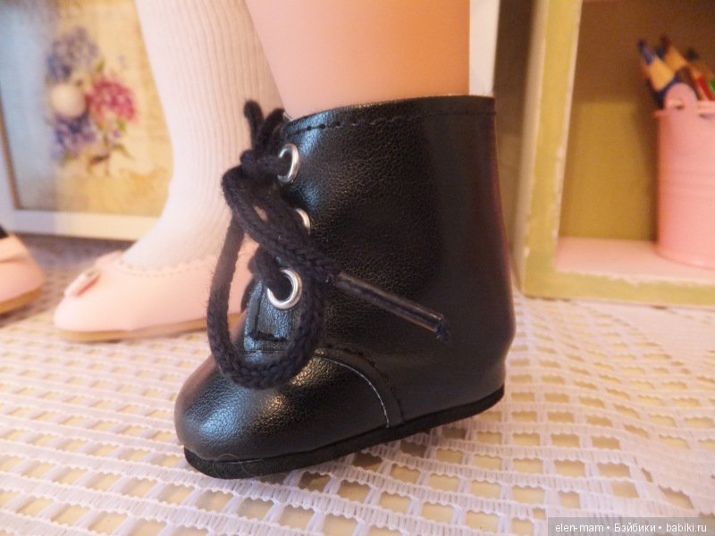 чёрные ботинки