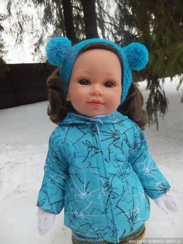 Кукла Корал Vestida de Azul