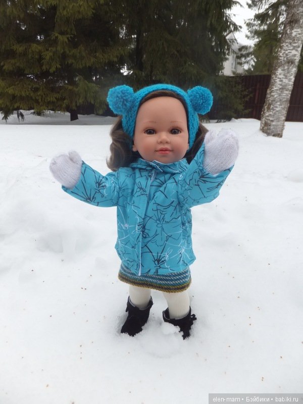 Кукла Корал Vestida de Azul