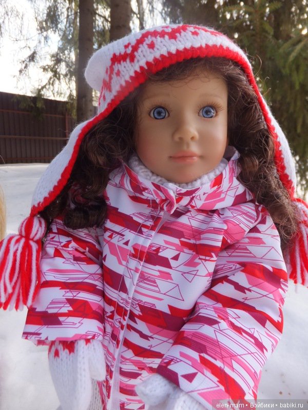 Грейс, Гретта и Лаура. Девчонки Kidz'n'Cats на прогулке