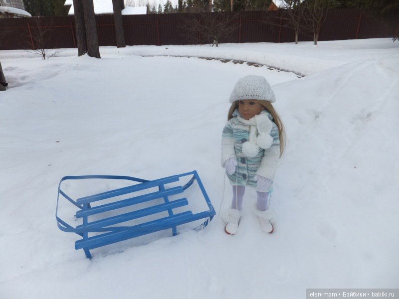 Грейс, Гретта и Лаура. Девчонки Kidz'n'Cats на прогулке (фото 2)