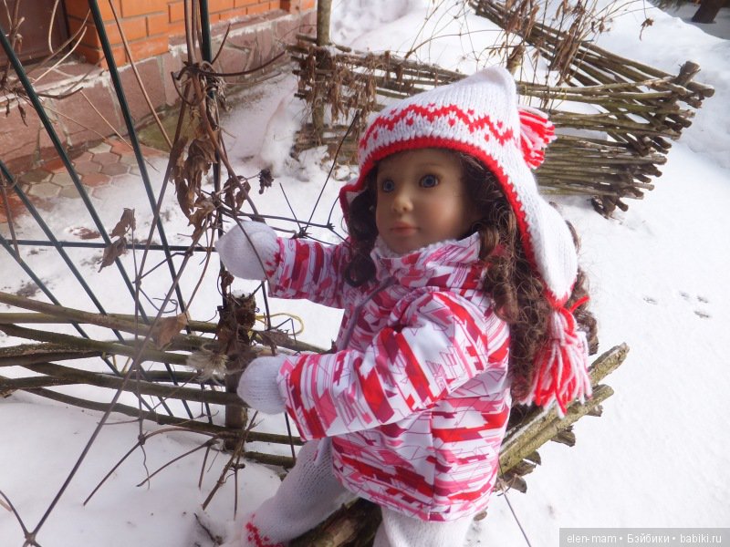 Грейс, Гретта и Лаура. Девчонки Kidz'n'Cats на прогулке