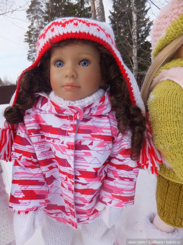 Грейс, Гретта и Лаура. Девчонки Kidz'n'Cats на прогулке