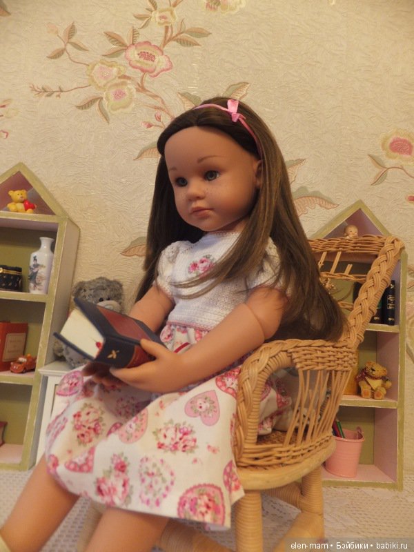 Моменты. Они бывают разные: трогательные, интересные, забавные. И это всё про кукол