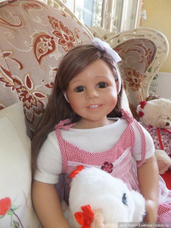 Моменты. Они бывают разные: трогательные, интересные, забавные. И это всё про кукол