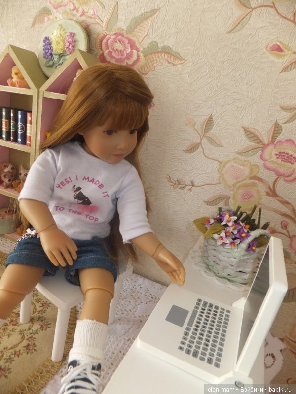 Моменты. Они бывают разные: трогательные, интересные, забавные. И это всё про кукол