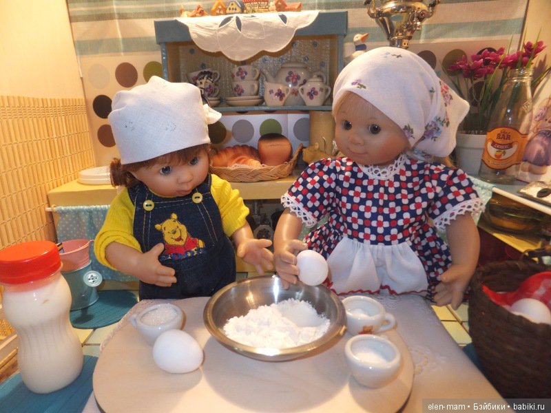 Моменты. Они бывают разные: трогательные, интересные, забавные. И это всё про кукол