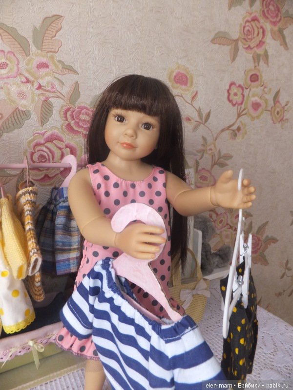 Моменты. Они бывают разные: трогательные, интересные, забавные. И это всё про кукол