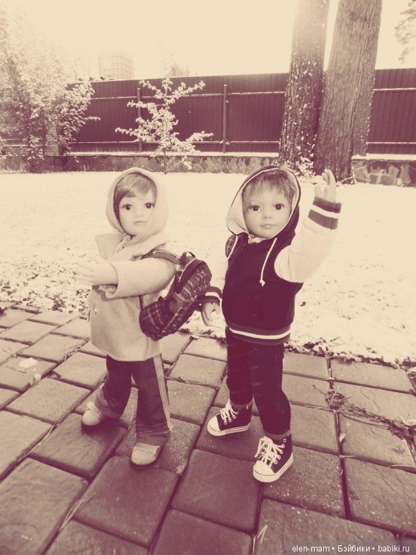 Чёрно-белые фото. Подсматриваем за жизнью кукол Kidz'n'Cats