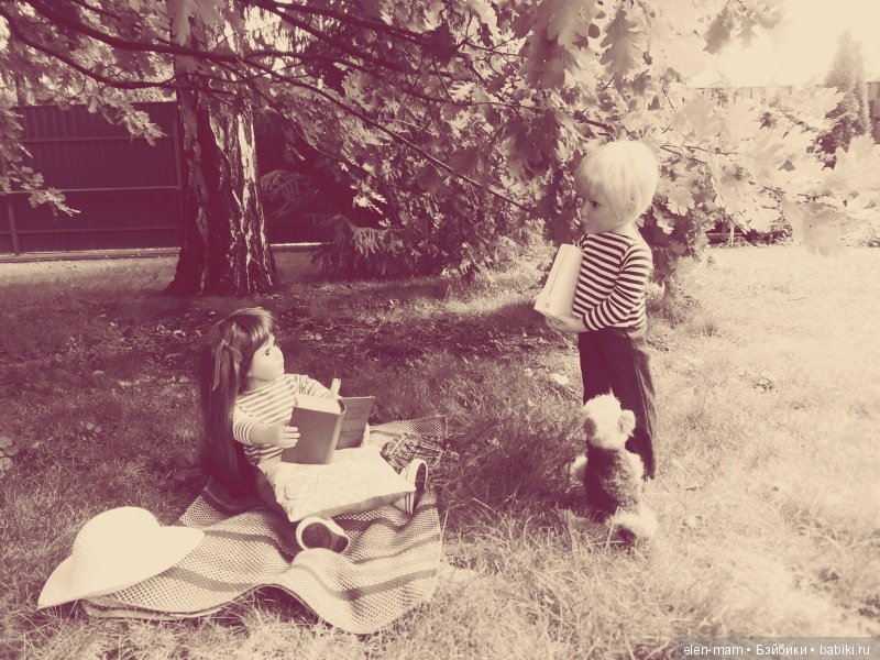 Чёрно-белые фото. Подсматриваем за жизнью кукол Kidz'n'Cats