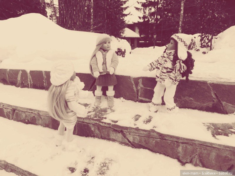 Чёрно-белые фото. Подсматриваем за жизнью кукол Kidz'n'Cats