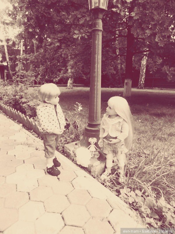 Чёрно-белые фото. Подсматриваем за жизнью кукол Kidz'n'Cats