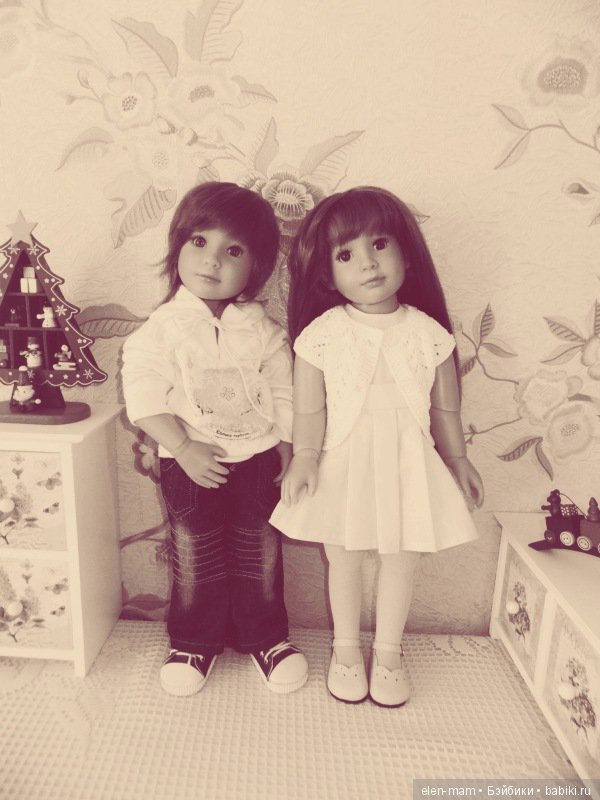 Чёрно-белые фото. Подсматриваем за жизнью кукол Kidz'n'Cats