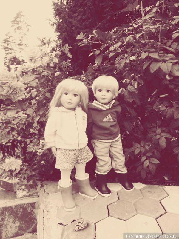 Чёрно-белые фото. Подсматриваем за жизнью кукол Kidz'n'Cats (фото 6)