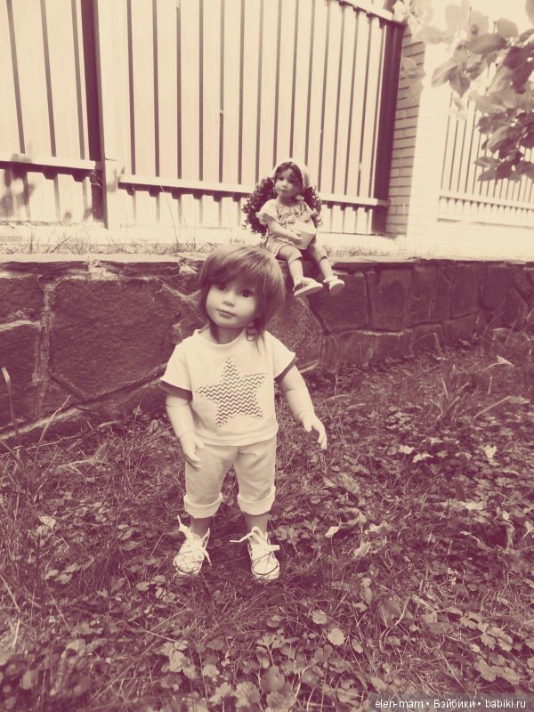 Чёрно-белые фото. Подсматриваем за жизнью кукол Kidz'n'Cats