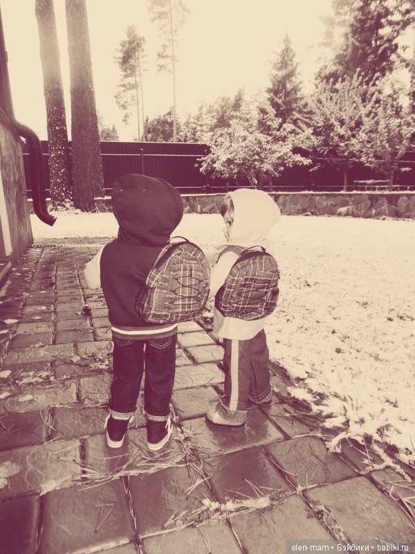 Чёрно-белые фото. Подсматриваем за жизнью кукол Kidz'n'Cats