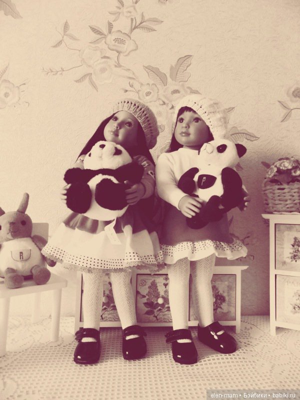 Чёрно-белые фото. Подсматриваем за жизнью кукол Kidz'n'Cats