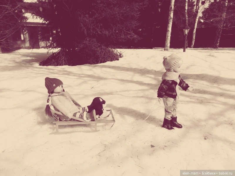 Чёрно-белые фото. Подсматриваем за жизнью кукол Kidz'n'Cats