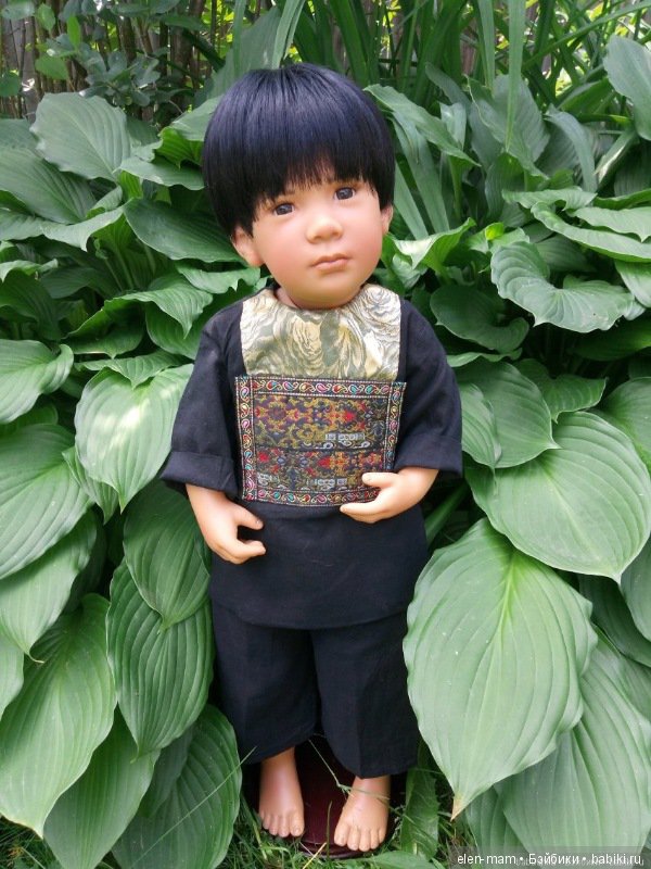 босоногий мальчик