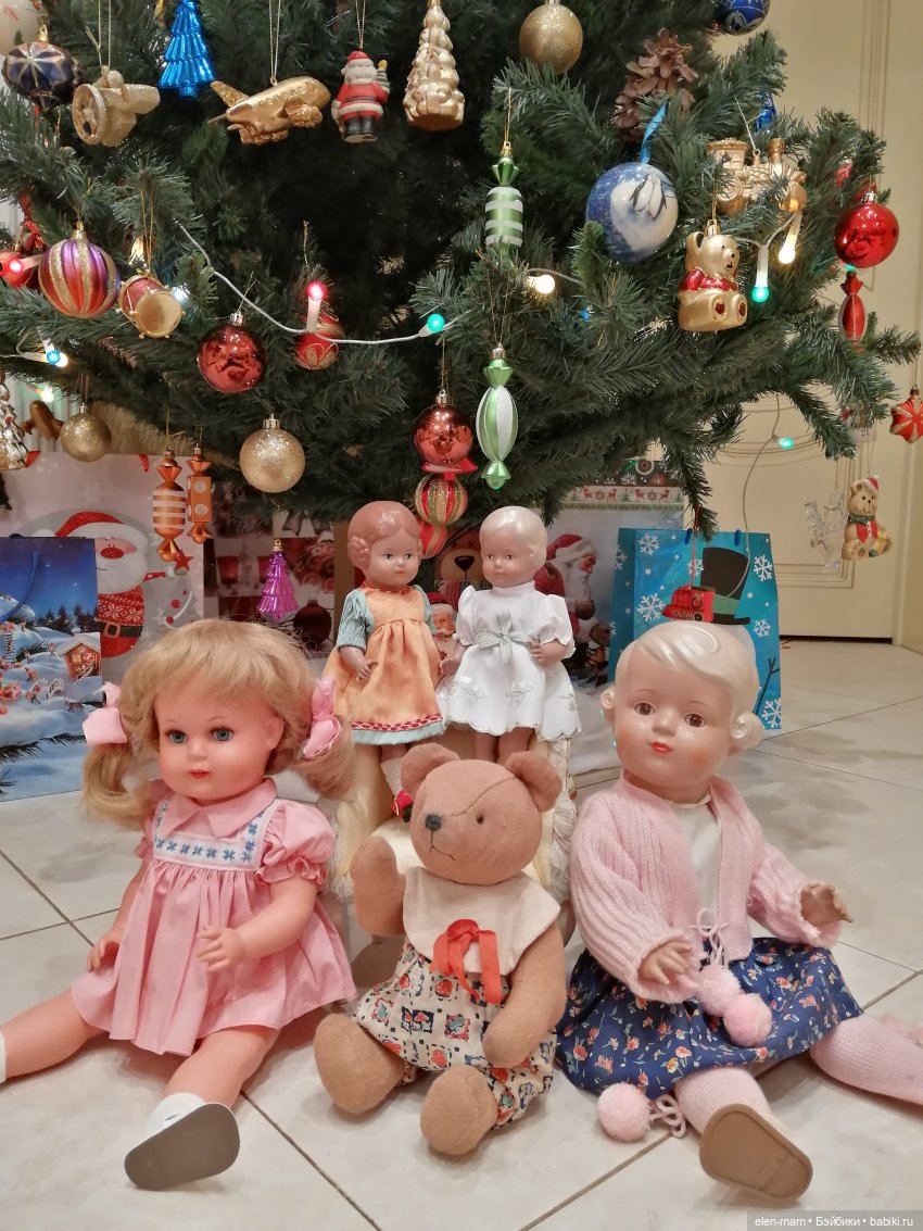 Сидя, и малышки